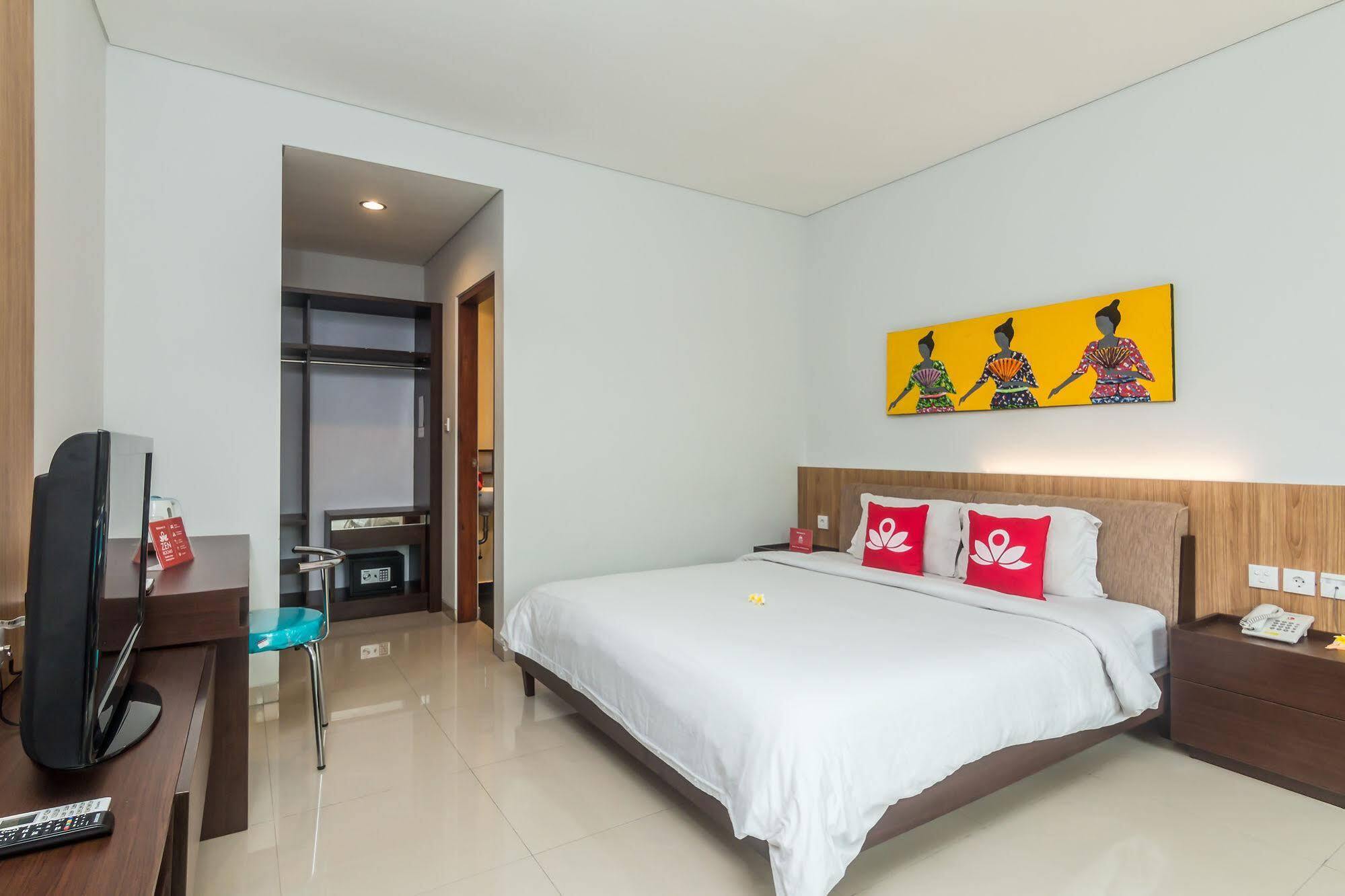 Zen Rooms Seminyak Mertanadi Exterior photo